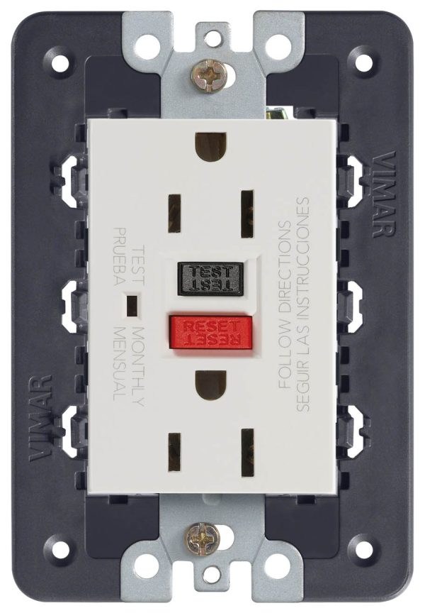 Eikon Outlet, USA Duplex, GFCI, 2P+E 15A/125V Next (Silver), 3 Module